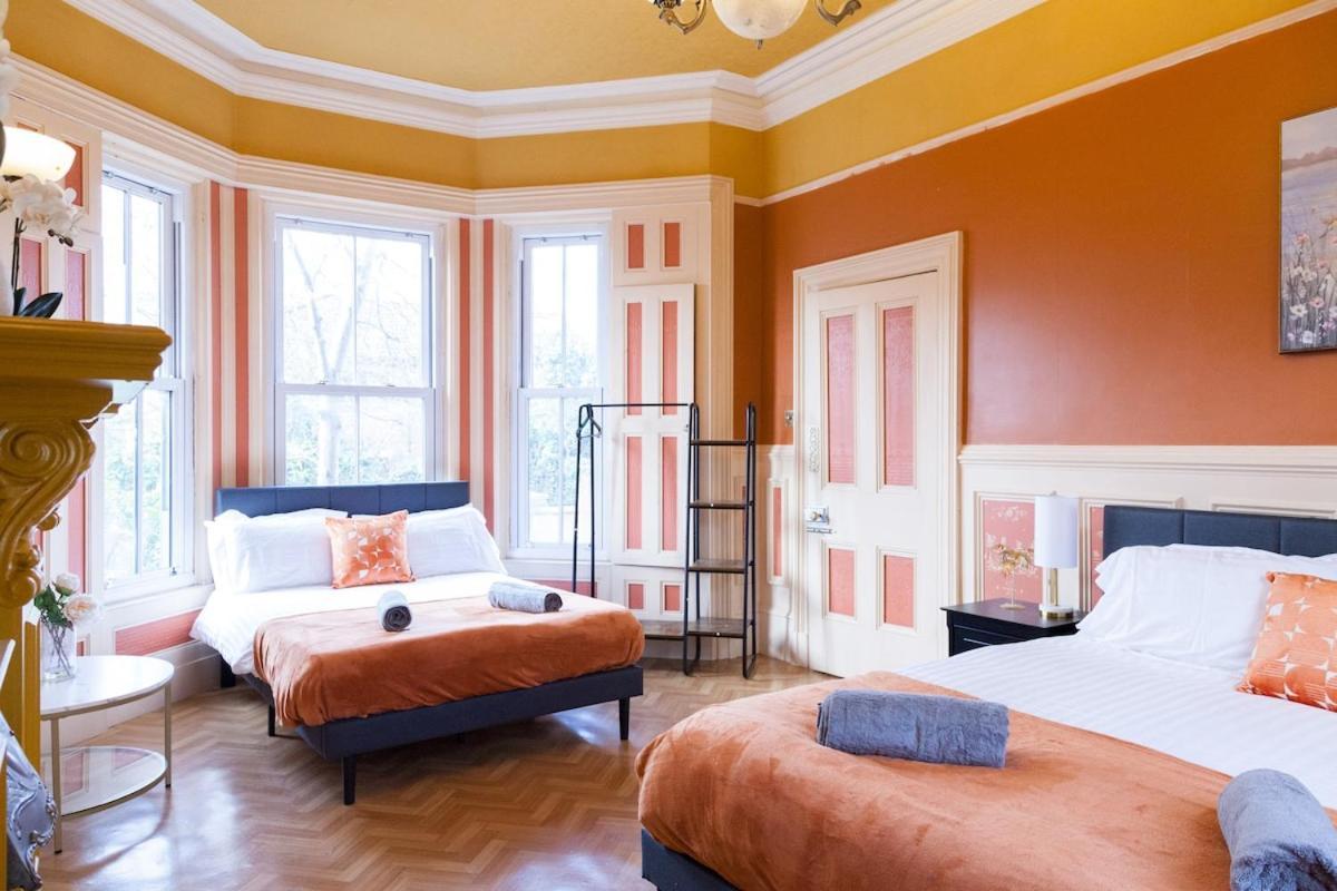 Victorian Elegance At Kingscliffe, Sleeps 17 Villa Manchester Eksteriør bilde
