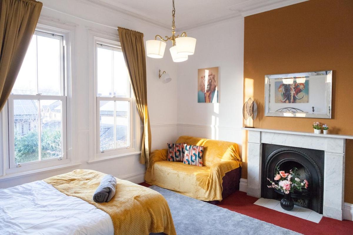 Victorian Elegance At Kingscliffe, Sleeps 17 Villa Manchester Eksteriør bilde