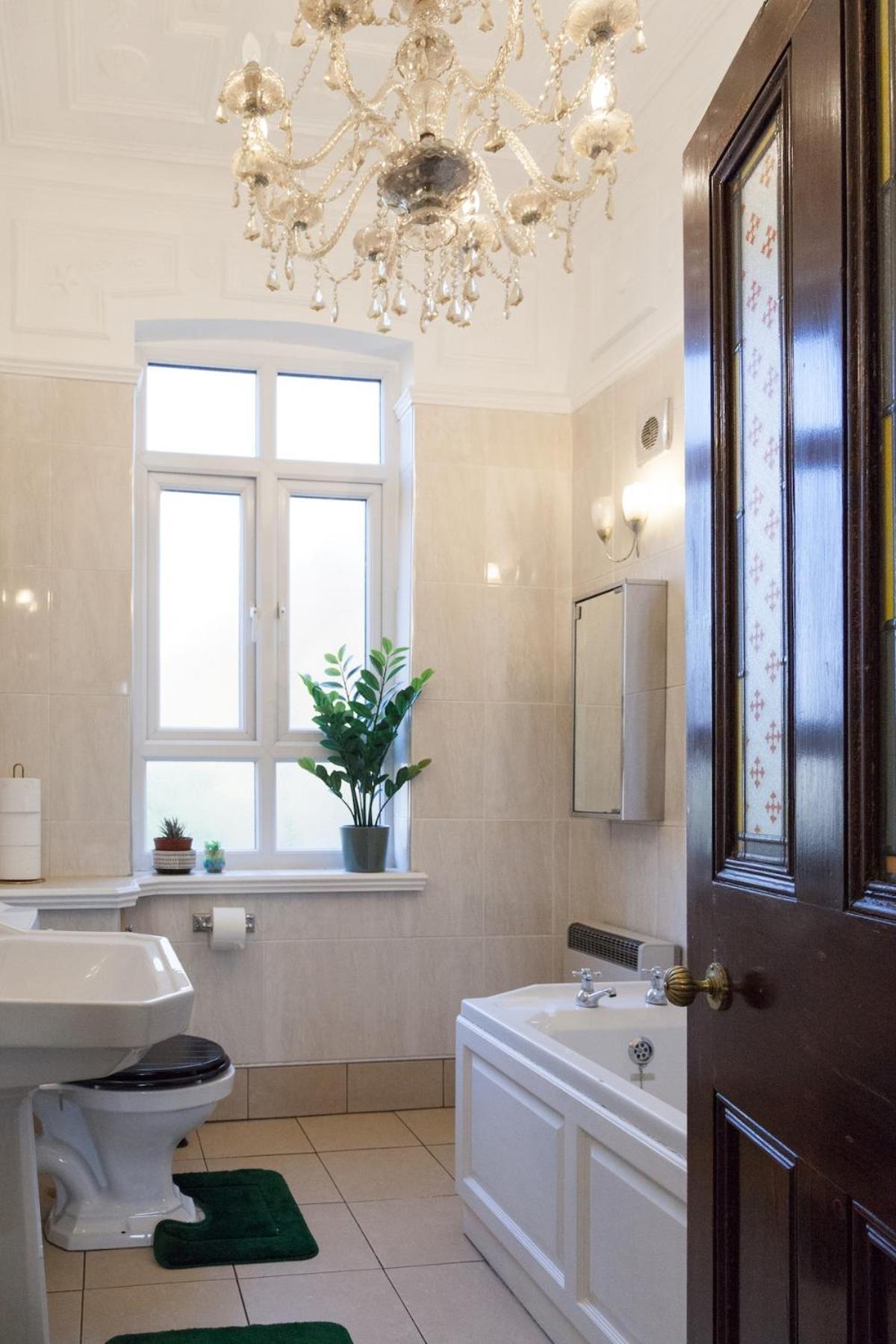 Victorian Elegance At Kingscliffe, Sleeps 17 Villa Manchester Eksteriør bilde
