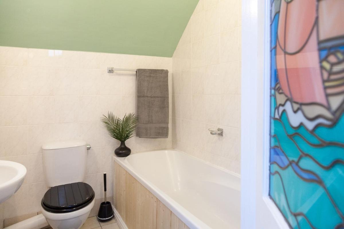 Victorian Elegance At Kingscliffe, Sleeps 17 Villa Manchester Eksteriør bilde