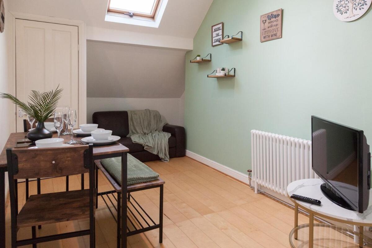 Victorian Elegance At Kingscliffe, Sleeps 17 Villa Manchester Eksteriør bilde