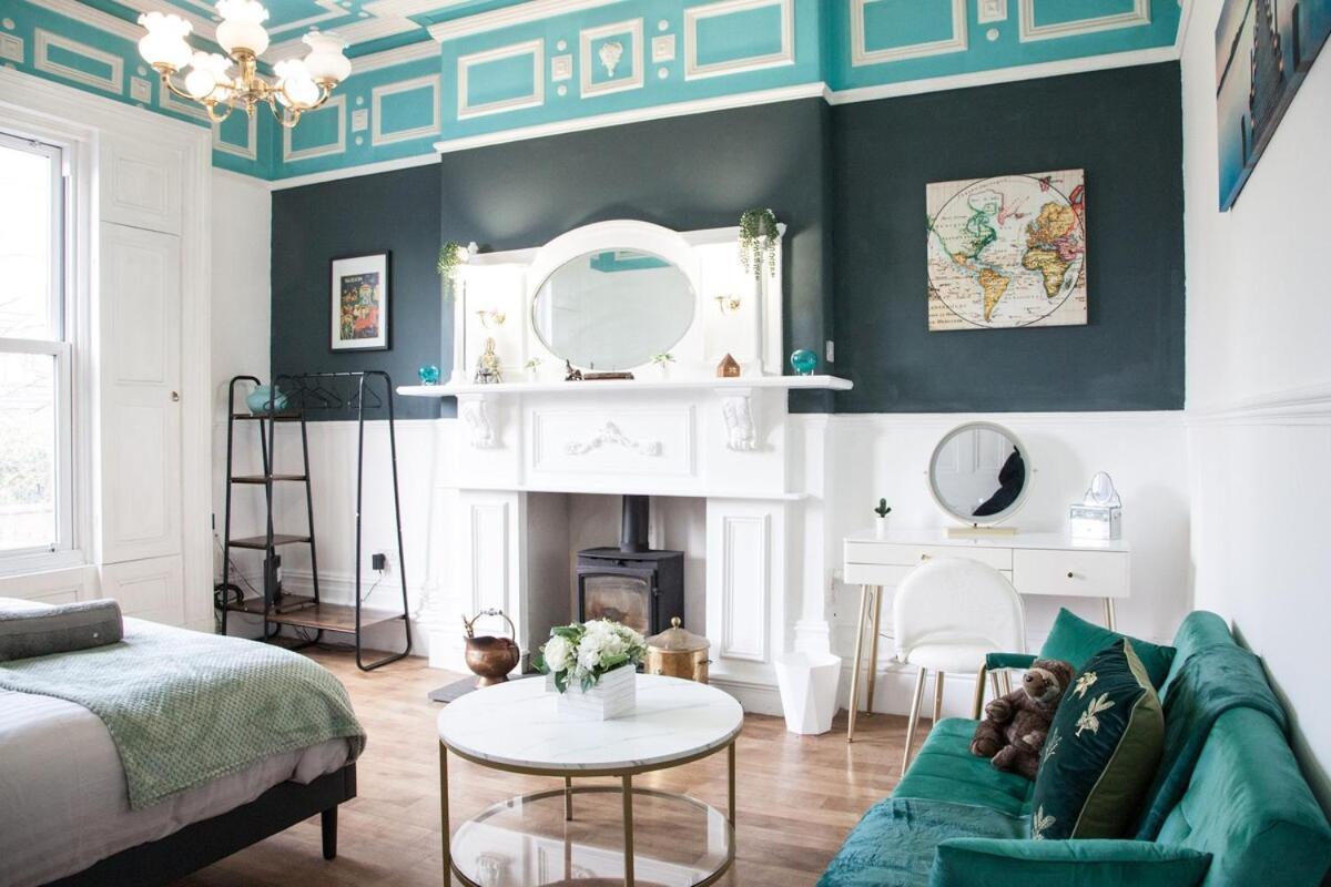 Victorian Elegance At Kingscliffe, Sleeps 17 Villa Manchester Eksteriør bilde
